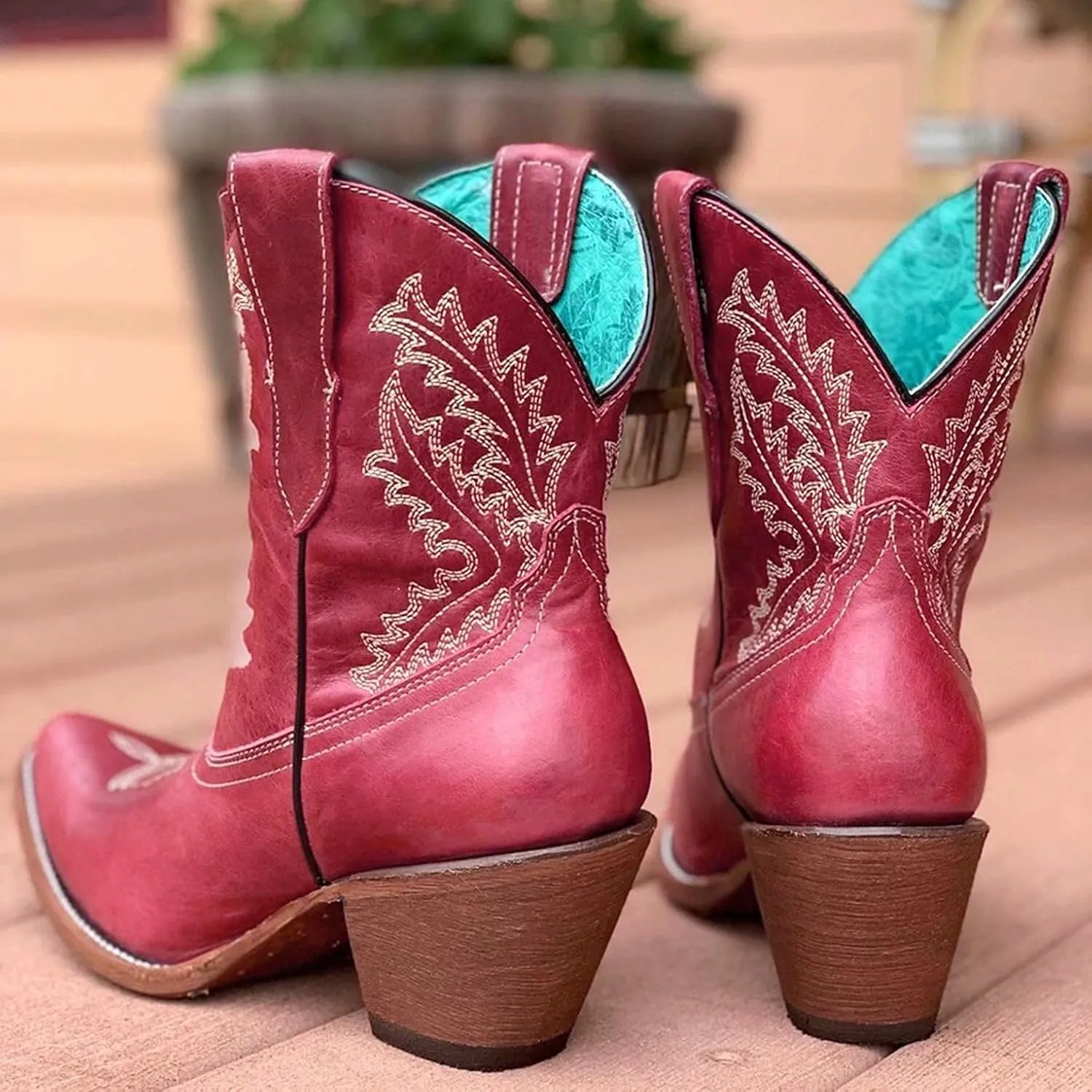Bcshiye Women Vintage Embroidered Cowgrirl Boots Retro Short Western Ankle Boots Pointed Toe Chunky Mid Cowboy Boots