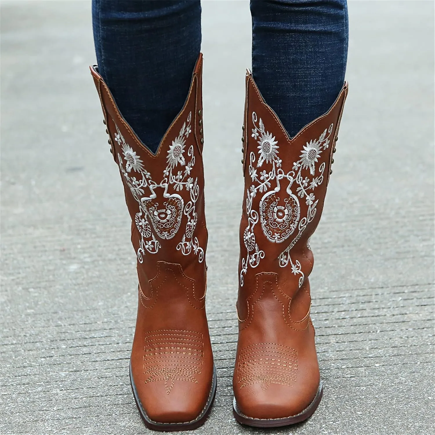Cowboy Boots For Women Mid Calf Cowgirl Western Boots Embroidery Low Heel Knee High Chunky Heel Fashion Classic Boot Pull-On