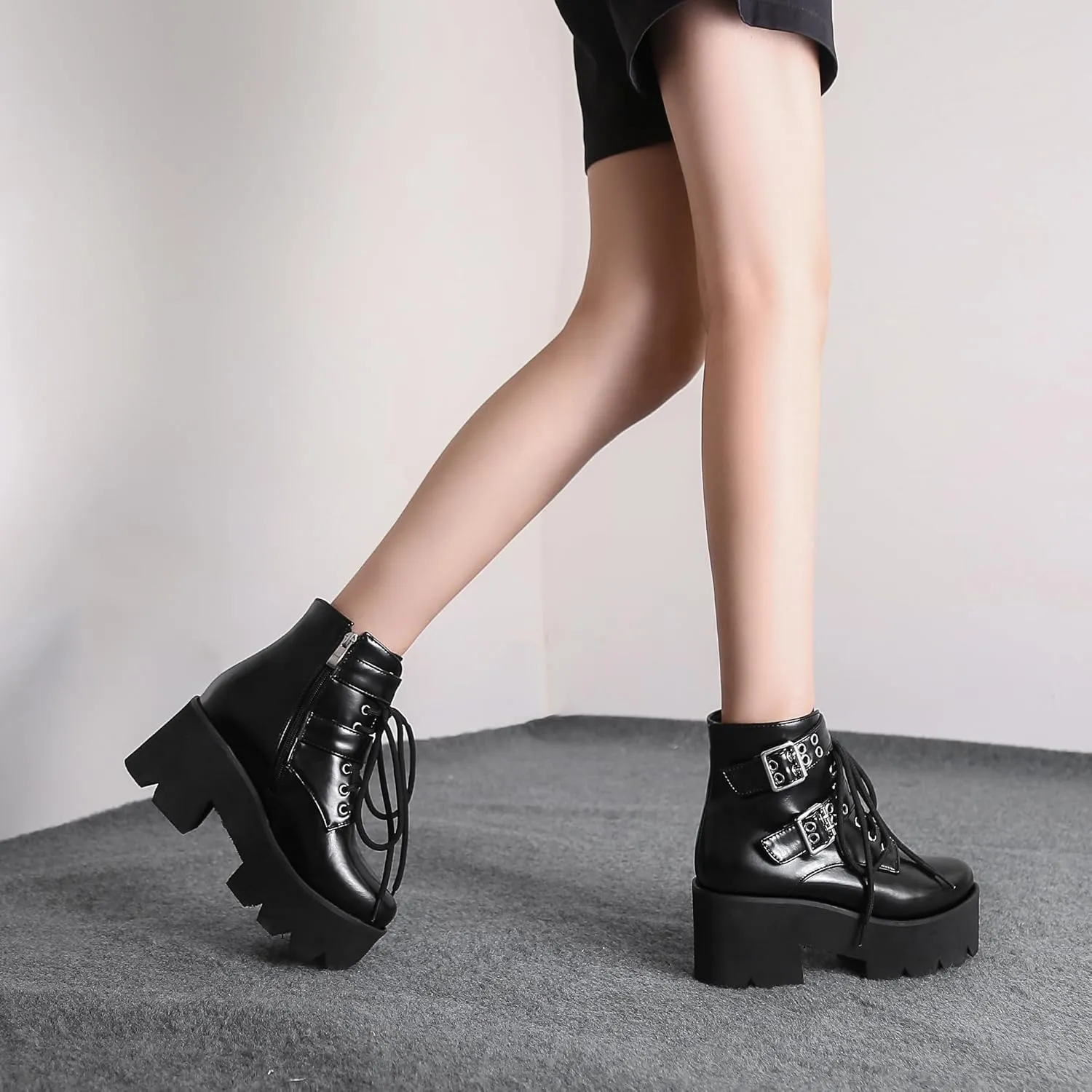 High Platform Goth Boots Chunky Heeled Combat Gothic Boots Buckle Lace Up Round Toe Ankle Booties Punk Motorcycle Boots Side Zipper Prom Rave Boots Walking Dress Wedding Shoes