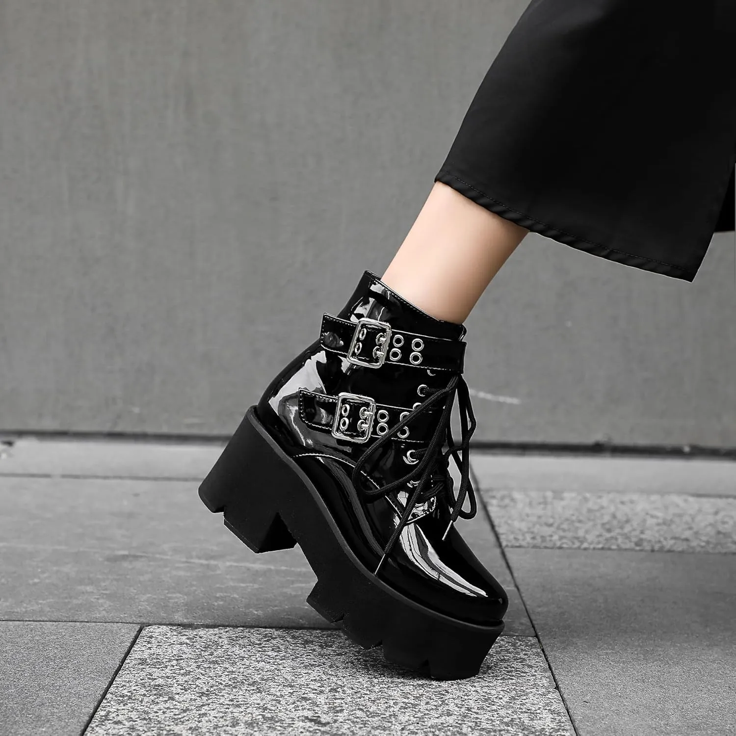 High Platform Goth Boots Chunky Heeled Combat Gothic Boots Buckle Lace Up Round Toe Ankle Booties Punk Motorcycle Boots Side Zipper Prom Rave Boots Walking Dress Wedding Shoes
