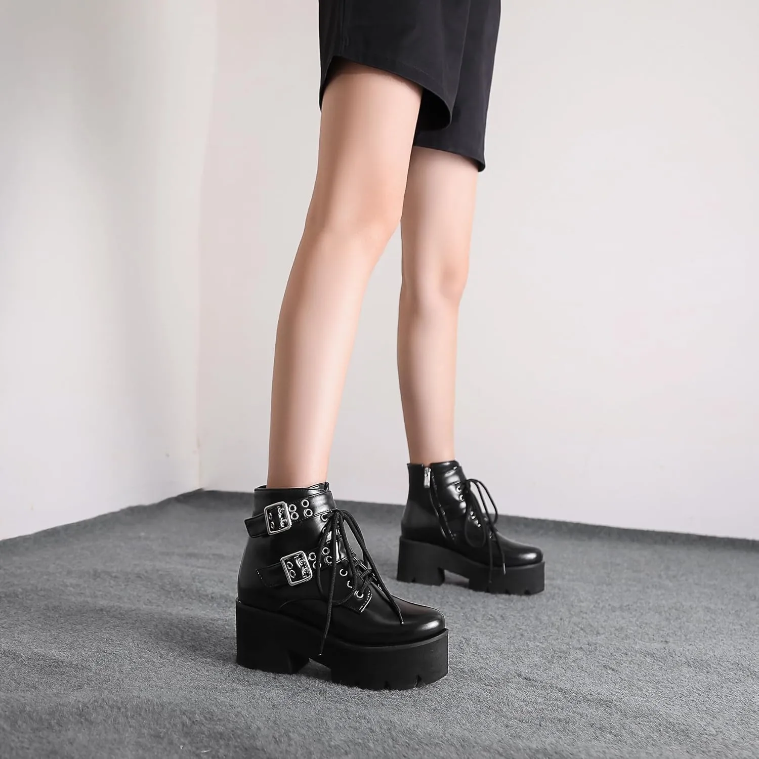High Platform Goth Boots Chunky Heeled Combat Gothic Boots Buckle Lace Up Round Toe Ankle Booties Punk Motorcycle Boots Side Zipper Prom Rave Boots Walking Dress Wedding Shoes
