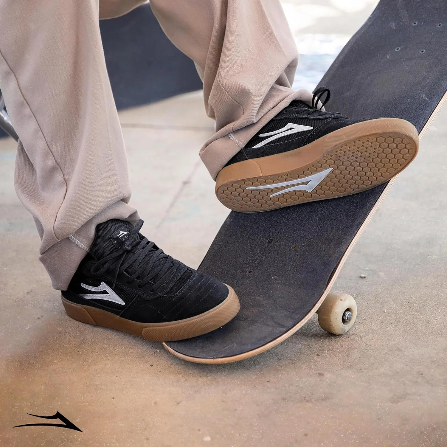 Lakai Men’s Cambridge Low-Top Skateboarding Shoe