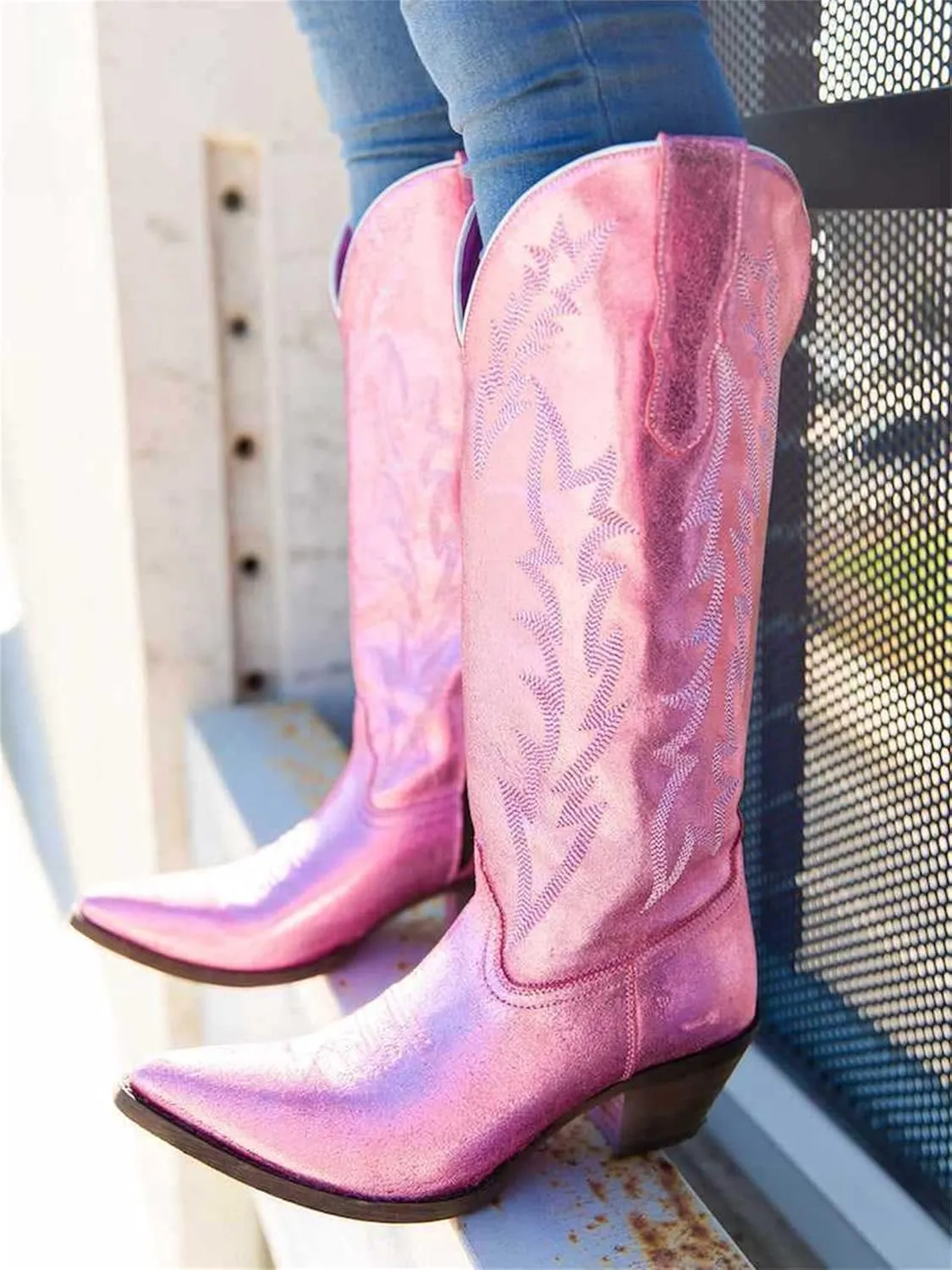 Lausiuoe Cowboy Boots For Women Wide Calf Knee High Cowgirl Western Boots Embroidery Low Heel Chunky Heel Boot Pull-On