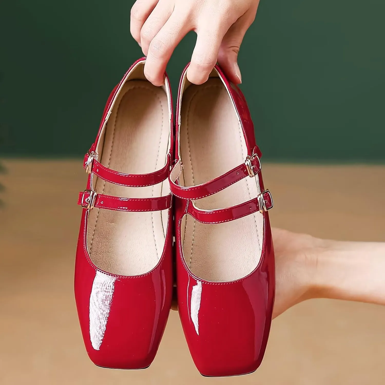 LUXINYU Mary Jane Flats for Women Dressy Retro Square Toe Ankle Strap Ballet Flats Comfortable Patent Leather Shoes