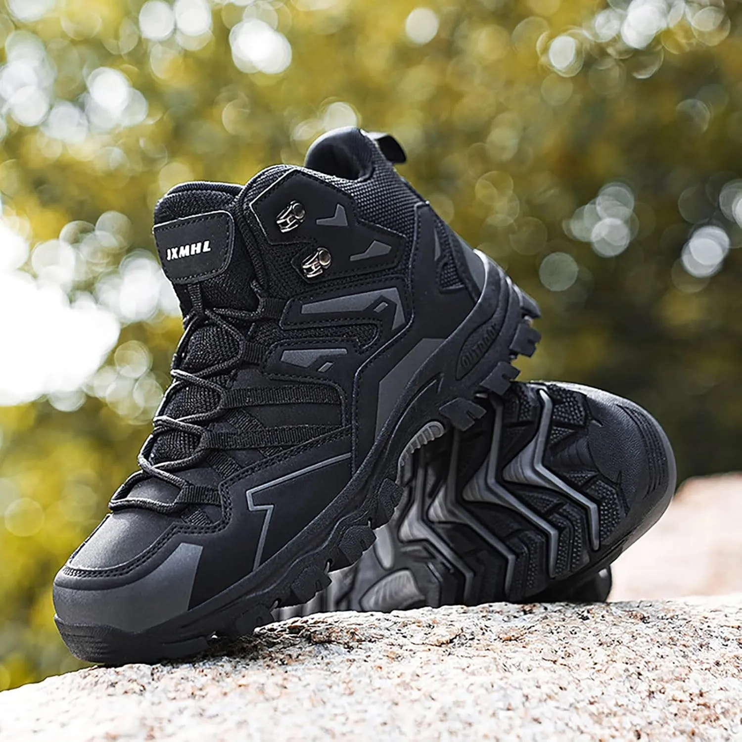 Men Autumn and Winter Hiking Shoes High Top Climbing Hiking Outdoor Shoes Casual Sports Shoes Foam Shoes