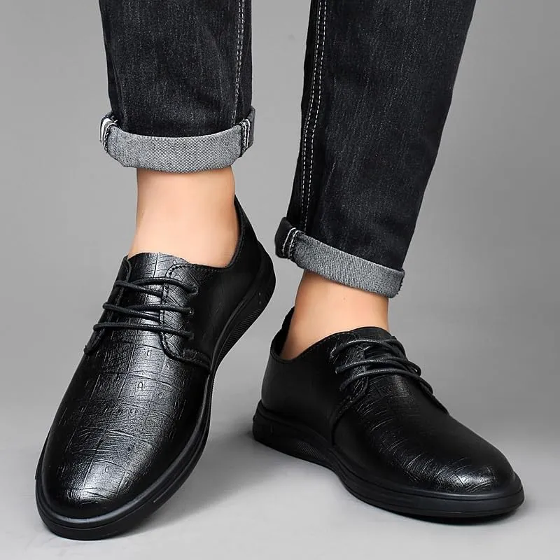 Men's Classic Lace-Up Oxford Shoes Modern Wedding Office Dress Shoes Patent Leather Formal Business Tuxedo Shoes for Men