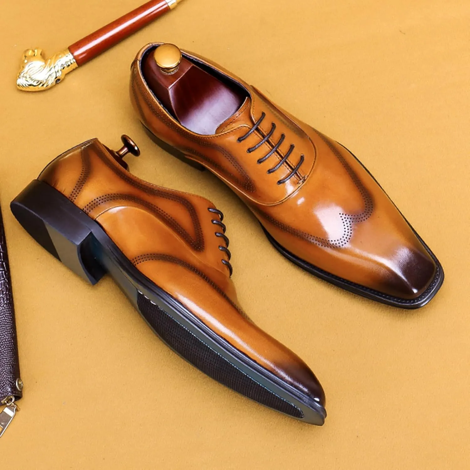 Men's Genuine Leather Carved Brogue Oxfords Shoes Fashion Classic Lace Up Low Top Dress Shoes Handcrafted Business Formal Derby Shoes
