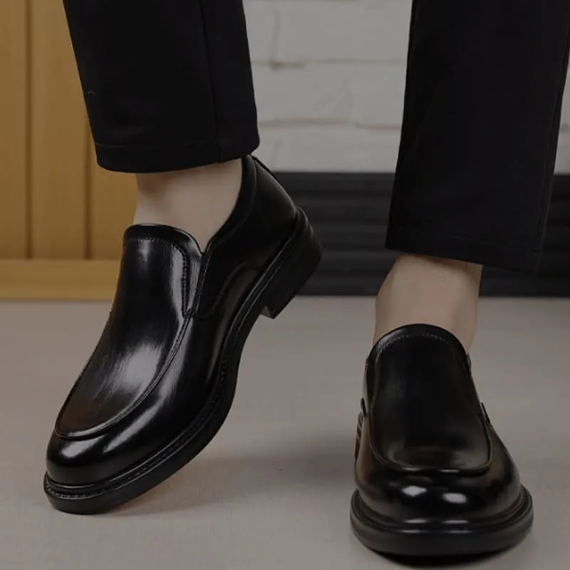 Men's Slip-On Perforated Leather Loafers Intricate Brogue Detailing for Summer Wedding Receptions