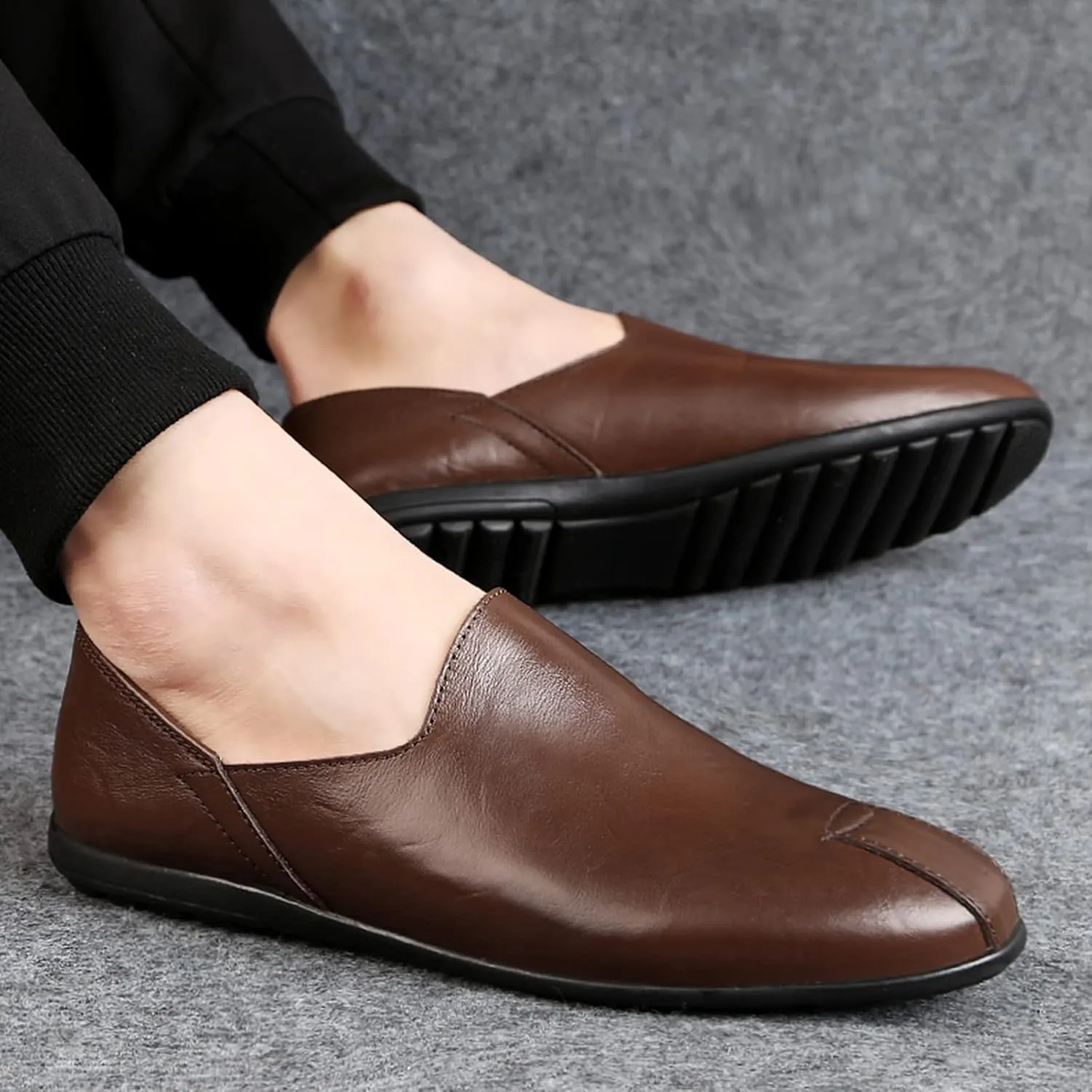 Men's Super Soft Genuine Leather Loafers Flat Heel Slip-On Casual Driving Shoes