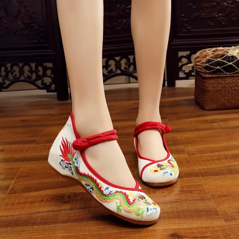 Qhome Womens Chinese Traditional Dragon Embroidery Flats Cheongsam Walking Mary Jane Shoes