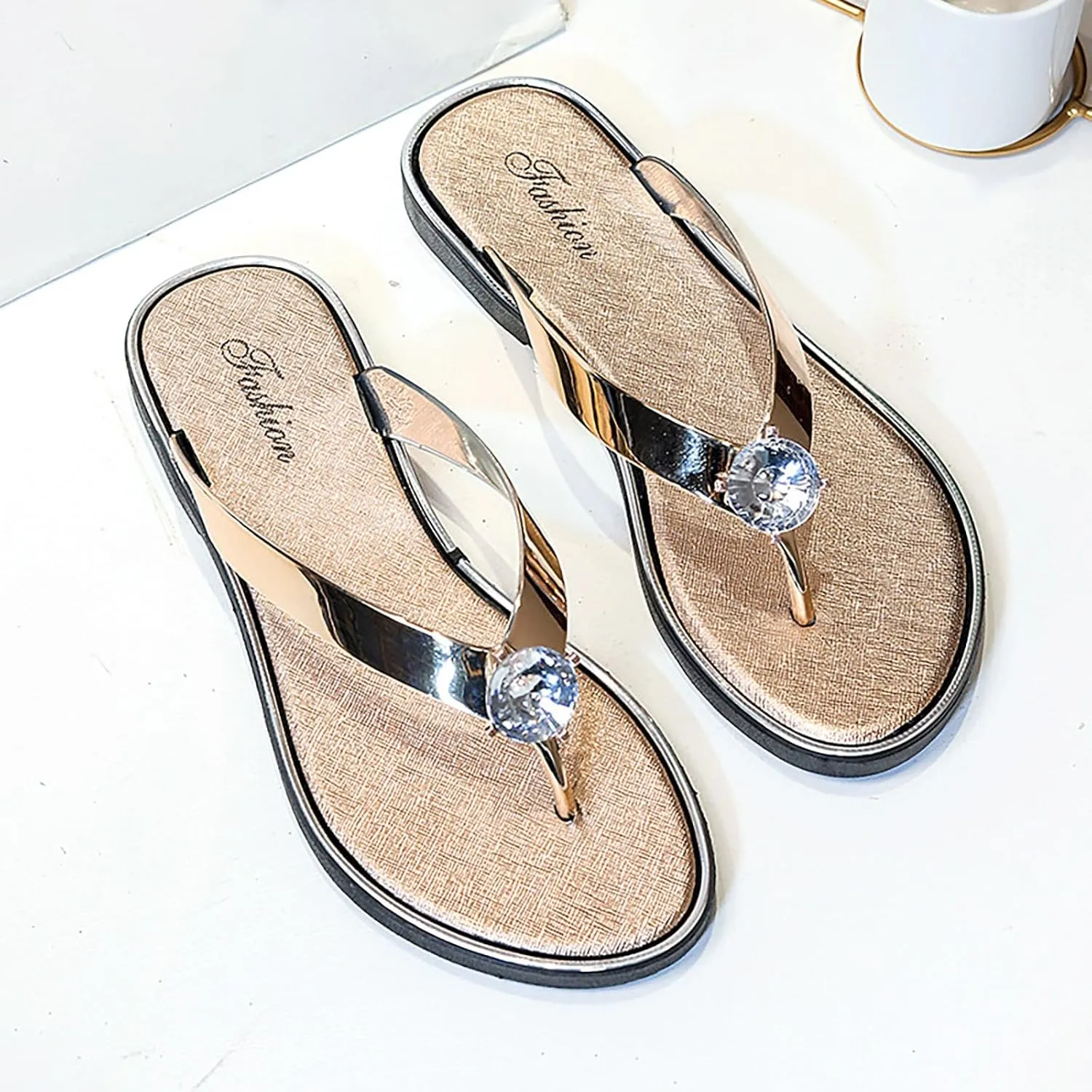 Sandwiched Herringbone Women's Slippers with Rhinestone Beach Shoes Flat Furry House Slippers for Women Closed Toe