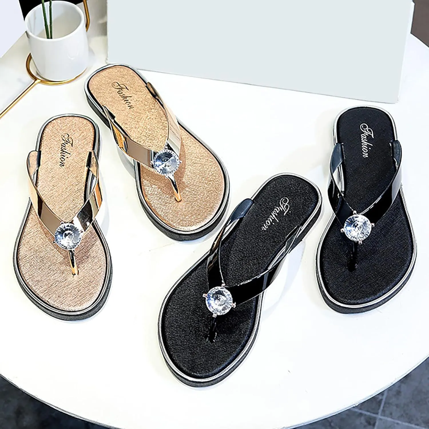 Sandwiched Herringbone Women's Slippers with Rhinestone Beach Shoes Flat Furry House Slippers for Women Closed Toe