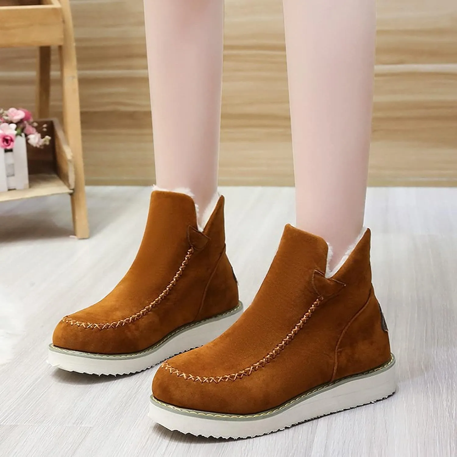 Women's Platform Snow Boots Fashion Pointed Toe Plus Velvet Keep Warm Ankle Boots Comfortable Soft Ladies Outdoor Mid-Heel Cotton Boots Shoes